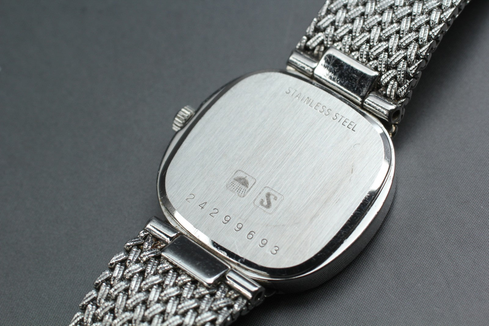 Near MINT LONGINES 961 3267 21mm Quartz L961.2 Silver Dial Women's Vintage Watch