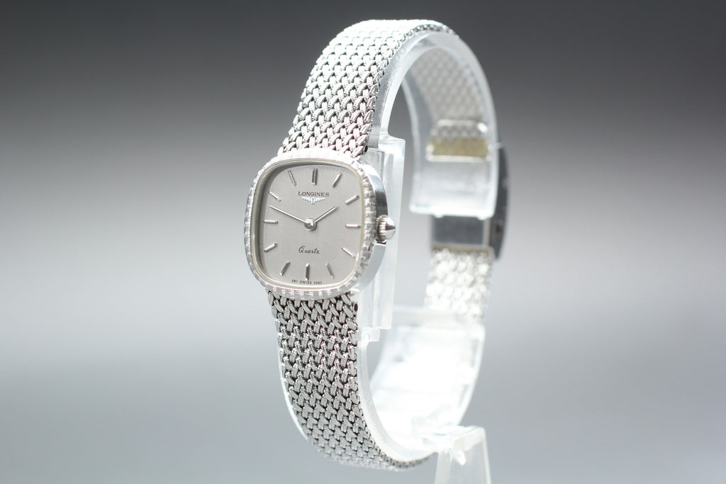 Near MINT LONGINES 961 3267 21mm Quartz L961.2 Silver Dial Women's Vintage Watch