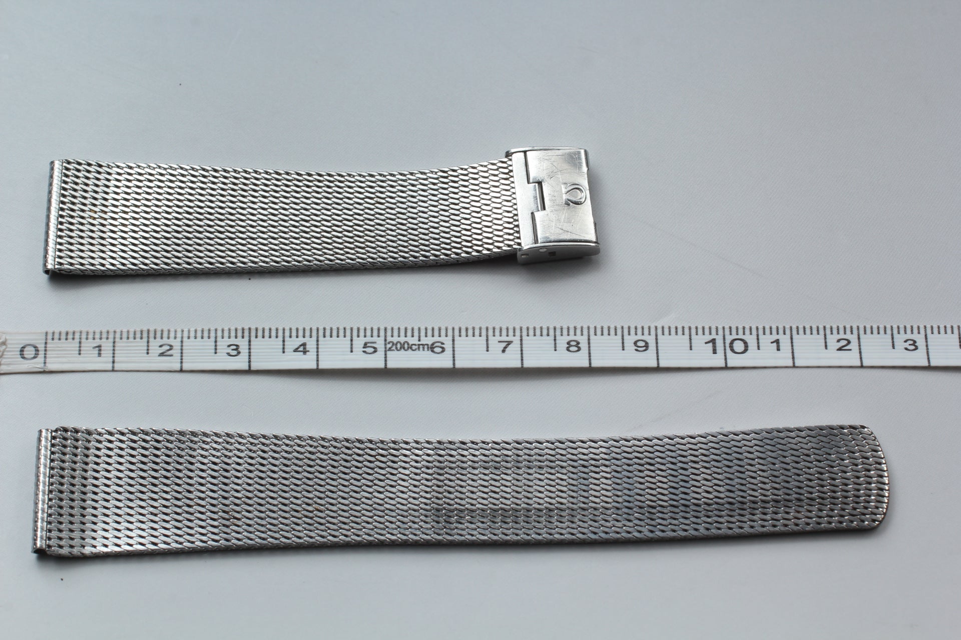 Near MINT OMEGA Milanese/Mesh Band 2046 19mm Stainless Bracelet Men's Vintage
