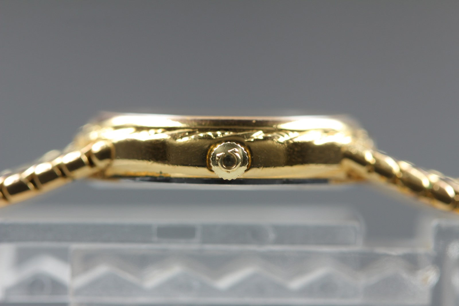 1984 Near MINT OMEGA De Ville 20mm 791.0889.0 Quartz Roman Dial Women's Vintage