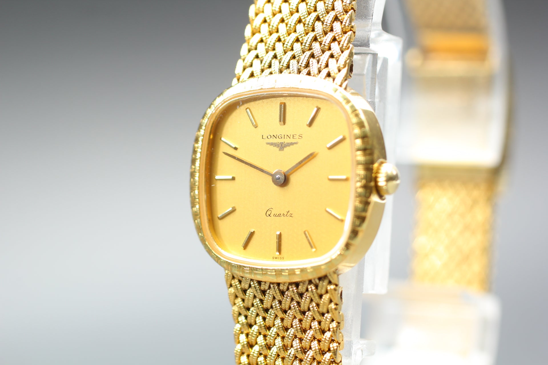 Near MINT Longines 153 3404 21mm Quartz L.153.4 Gold Dial Women's Vintage Watch