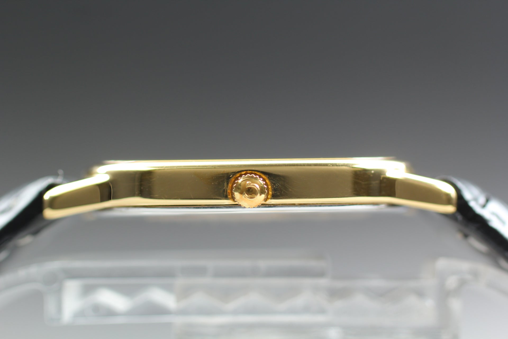 1984 Top MINT/Box, Paper OMEGA De Ville 29mm 191.0220 Quartz Gold Men's Vintage