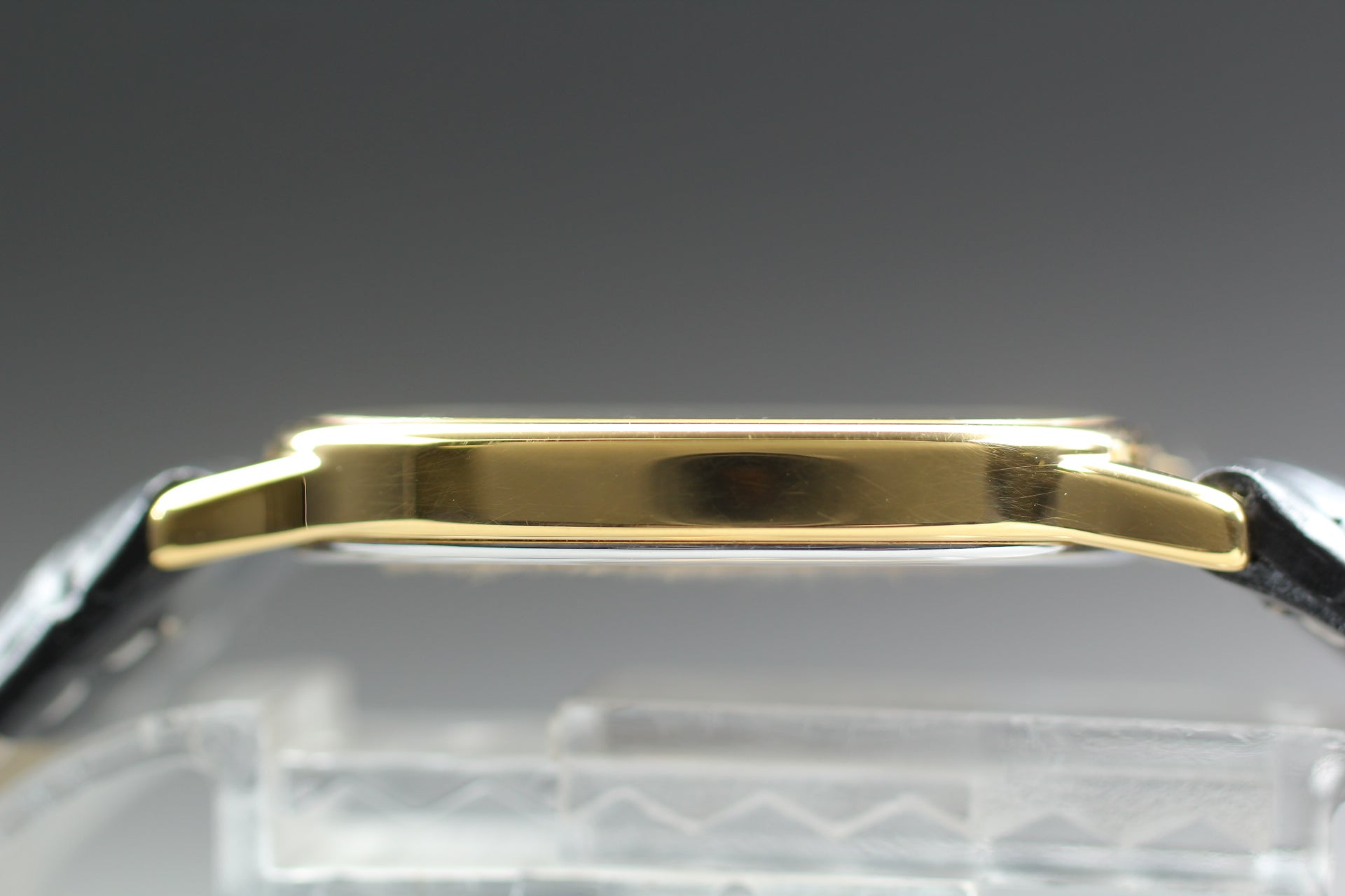 1984 Top MINT/Box, Paper OMEGA De Ville 29mm 191.0220 Quartz Gold Men's Vintage