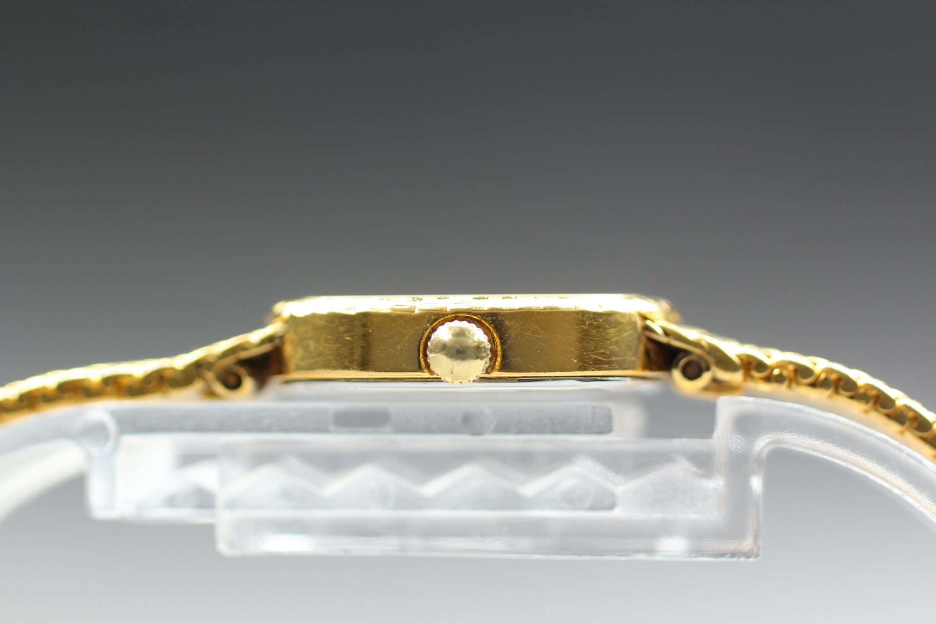 Near MINT Longines 153 3404 21mm Quartz L.153.4 Gold Dial Women's Vintage Watch