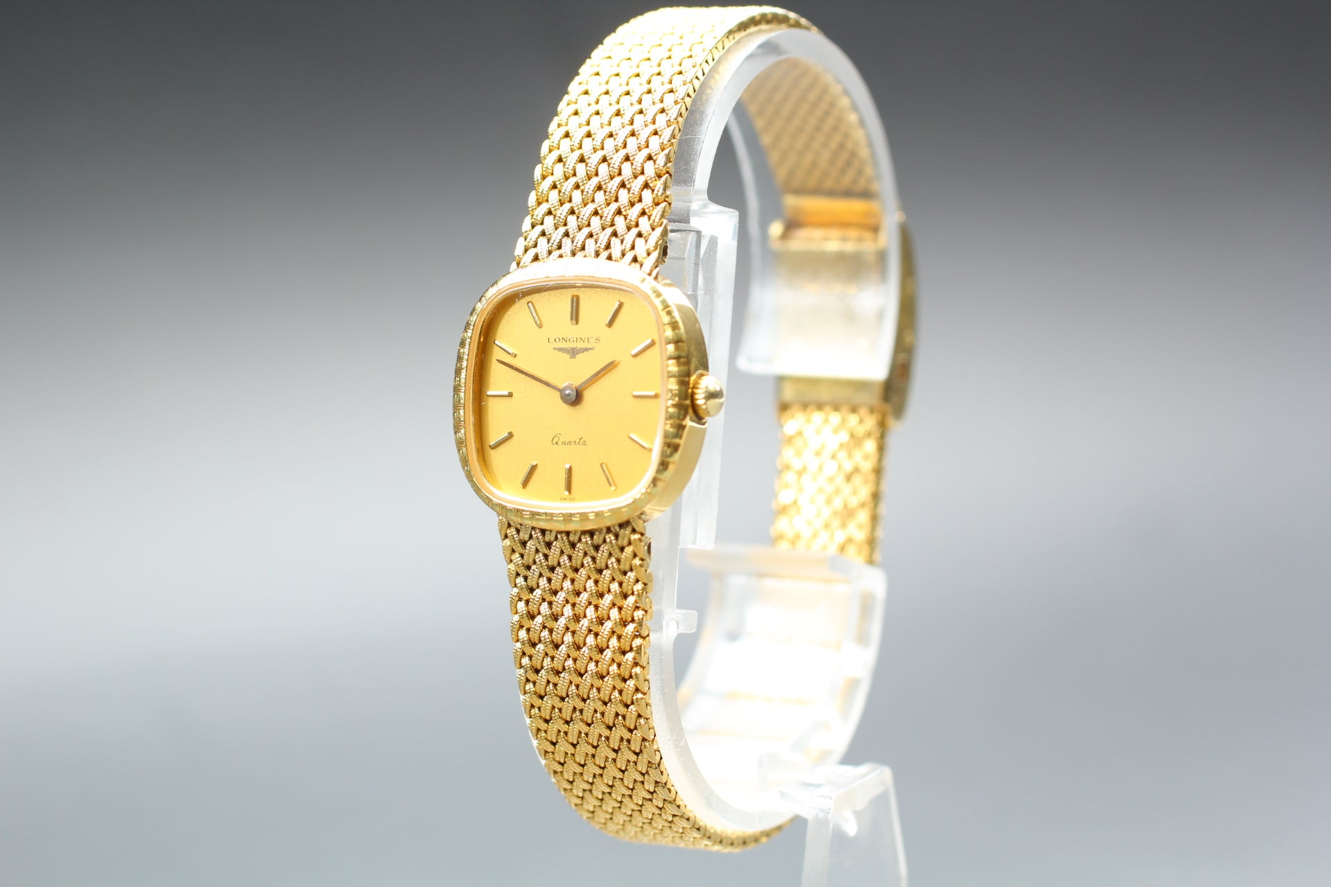 Near MINT Longines 153 3404 21mm Quartz L.153.4 Gold Dial Women's Vintage Watch