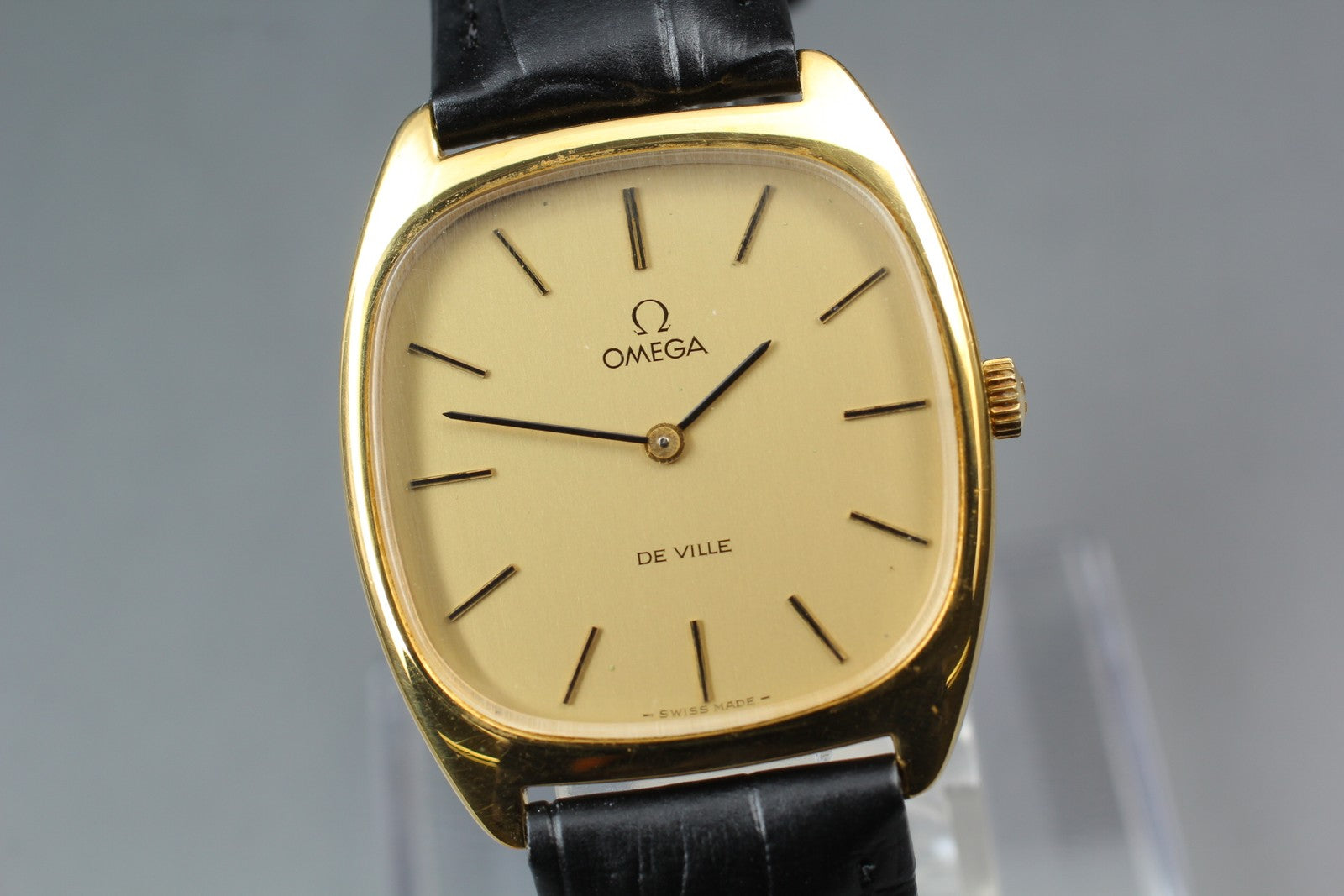 1978 OMEGA De Ville 32mm 111.0139 Manual Gold Dial Men's Watch Vintage Near MINT