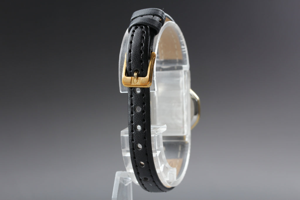 1984 Near MINT OMEGA De Ville 20mm 591.0257 Quartz Gold Roman Dial Women Vintage