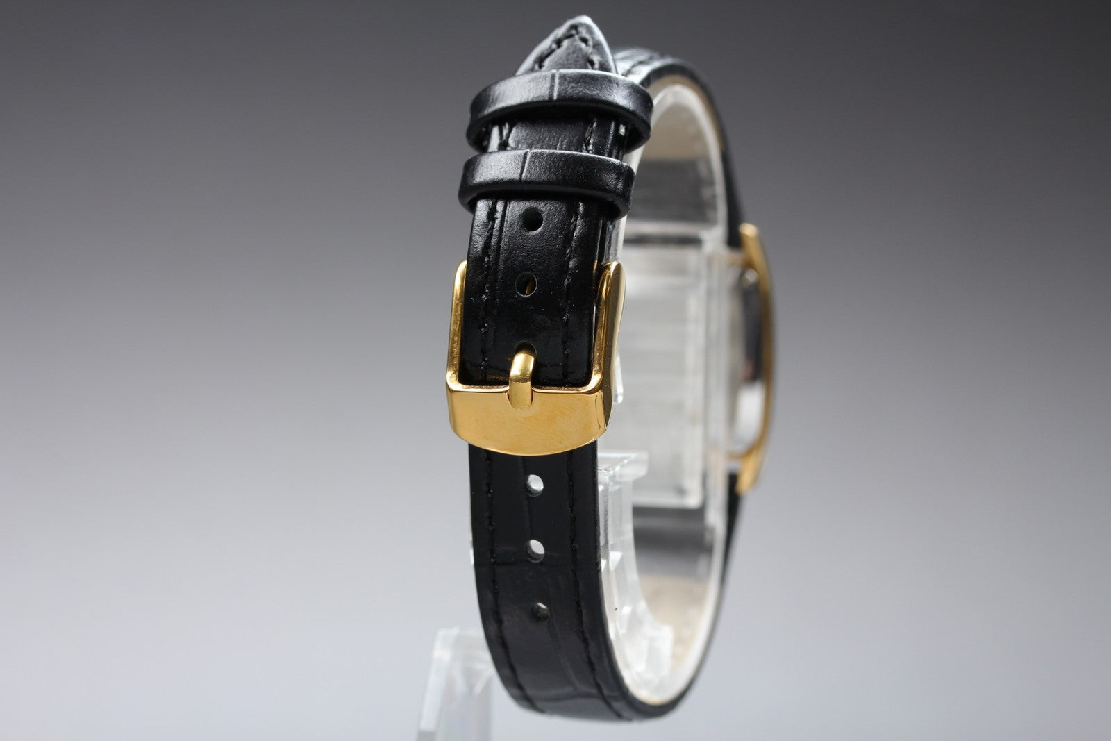 1983 Near MINT OMEGA De Ville 19mm 591.0230 Quartz Gold Dial Women's Vintage