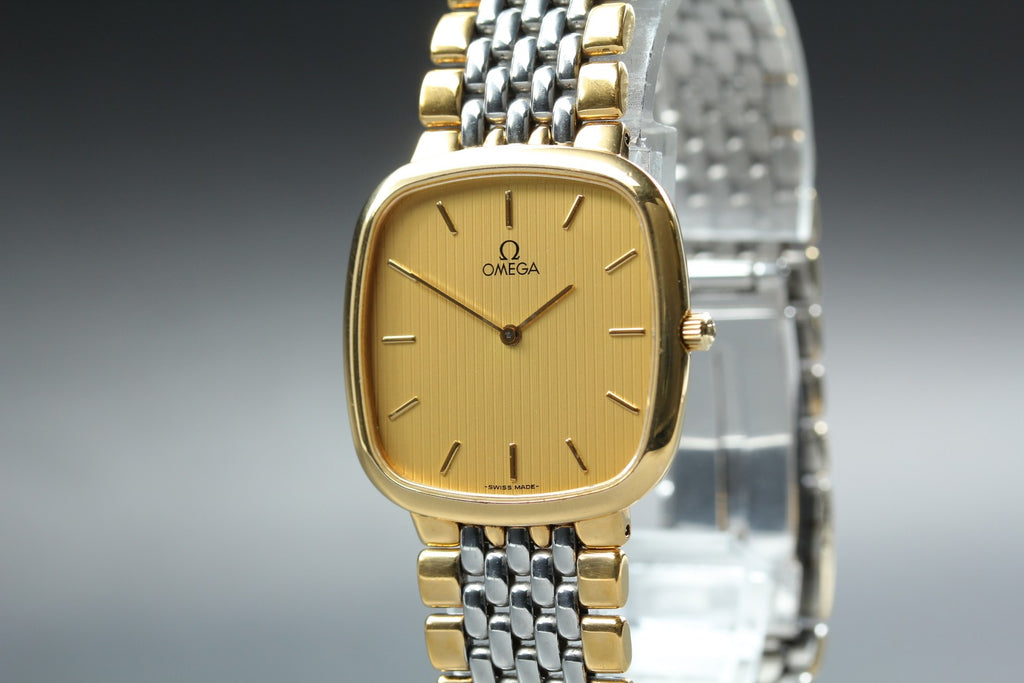 1988 Near MINT OMEGA De Ville 30mm 395.0877.2 Quartz Gold Dial Men's Vintage