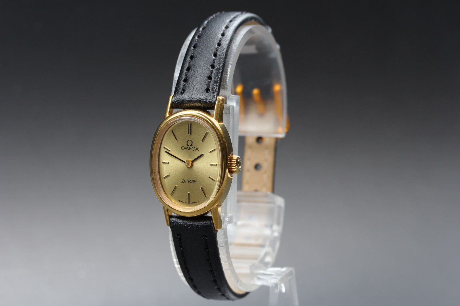 1979 Near MINT OMEGA De Ville 18mm 511.0553 Manual Gold Dial Women's Vintage