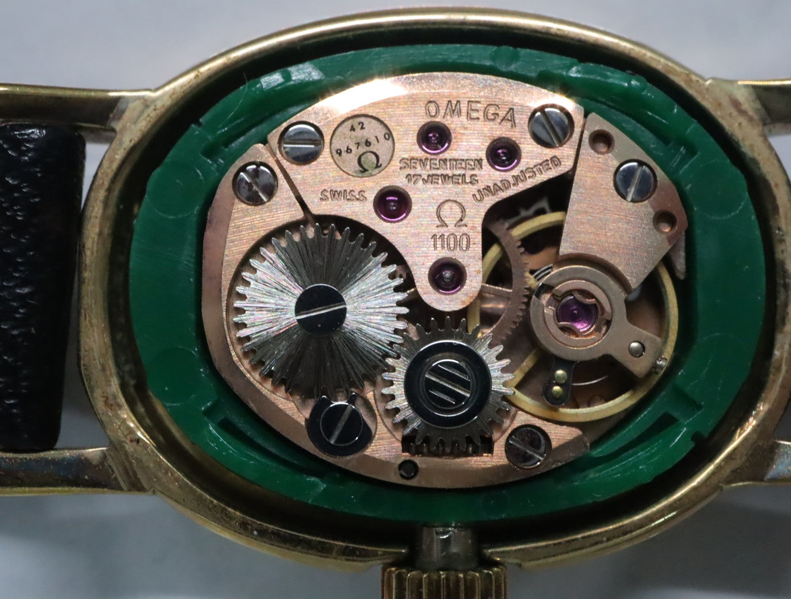 1979 Near MINT OMEGA De Ville 18mm 511.0553 Manual Gold Dial Women's Vintage