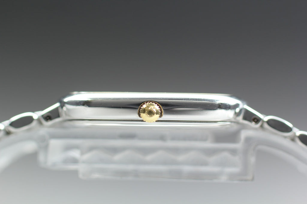 1988 Near MINT OMEGA De Ville 30mm 396.1017 Quartz White Roman Men's Vintage