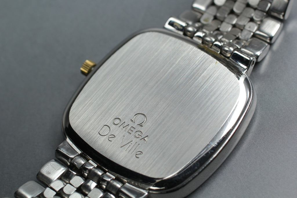 1988 Near MINT OMEGA De Ville 30mm 396.1017 Quartz White Roman Men's Vintage