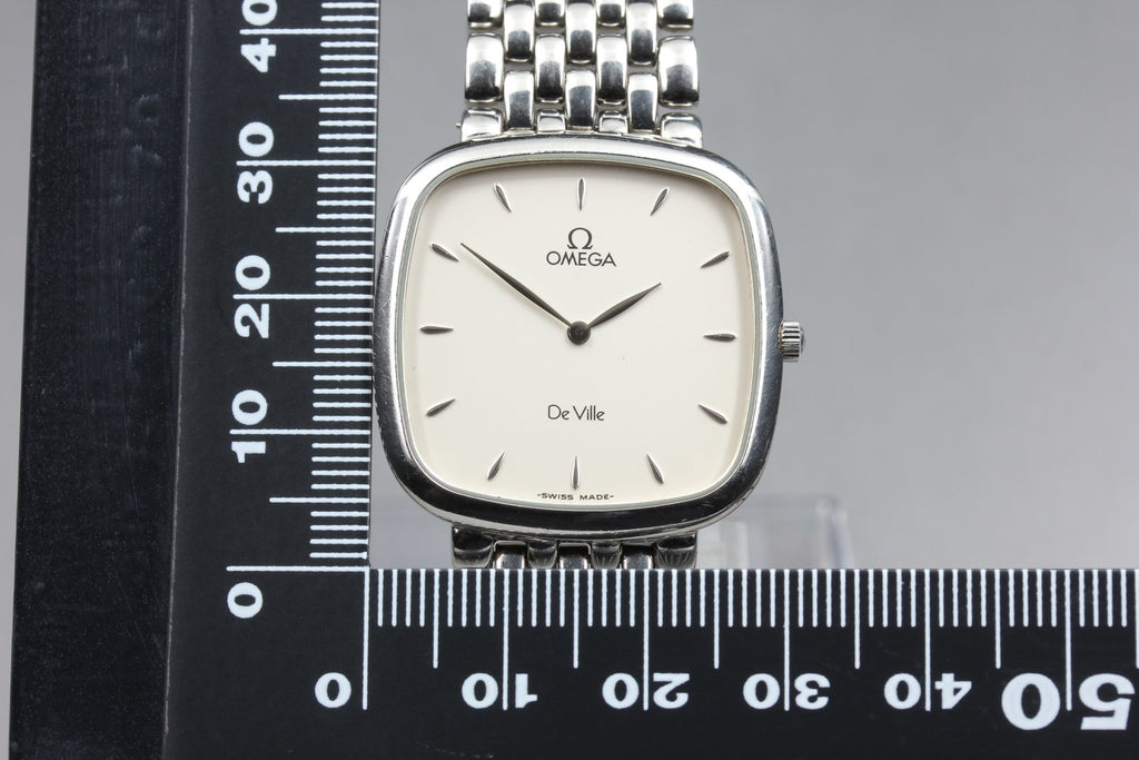 1994 Near MINT OMEGA De Ville 30mm 395.3378 Quartz Silver Dial Men's Vintage