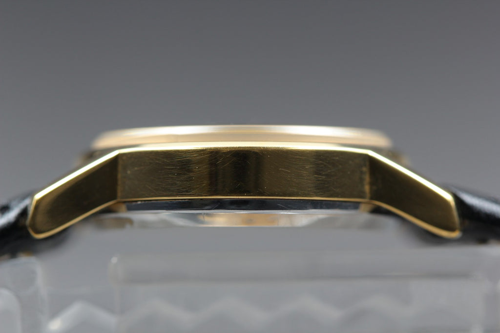 1976 Near MINT OMEGA De Ville 24mm 511.0508 Manual Gold Dial Women's Vintage
