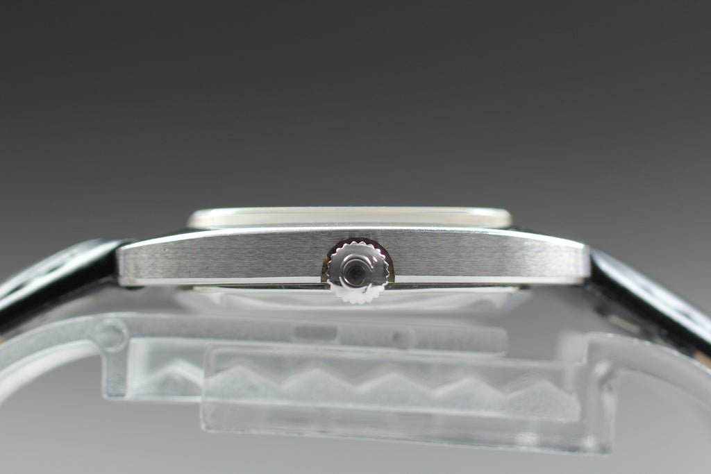 1979 Near MINT OMEGA De Ville 25mm 511.0531 Manual Silver Dial Women's Vintage