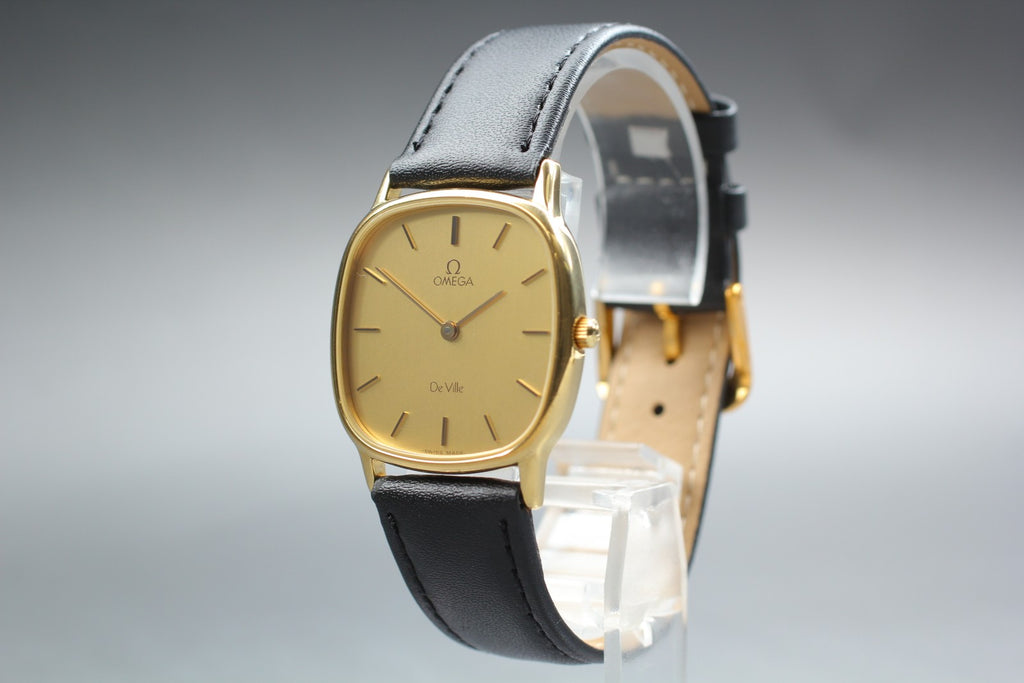 1984 Near MINT OMEGA De Ville 30mm 191.0219 Quartz Gold Dial Men's Watch Vintage