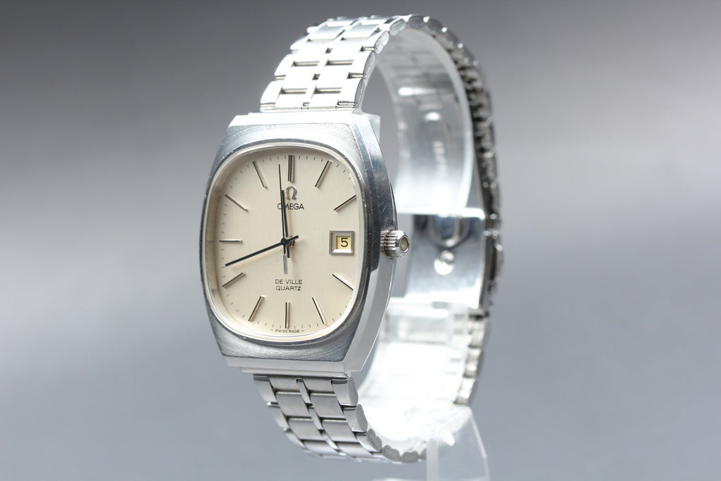 1977 Near MINT OMEGA De Ville 34mm 192.0035 Quartz Silver Dial Men's Vintage