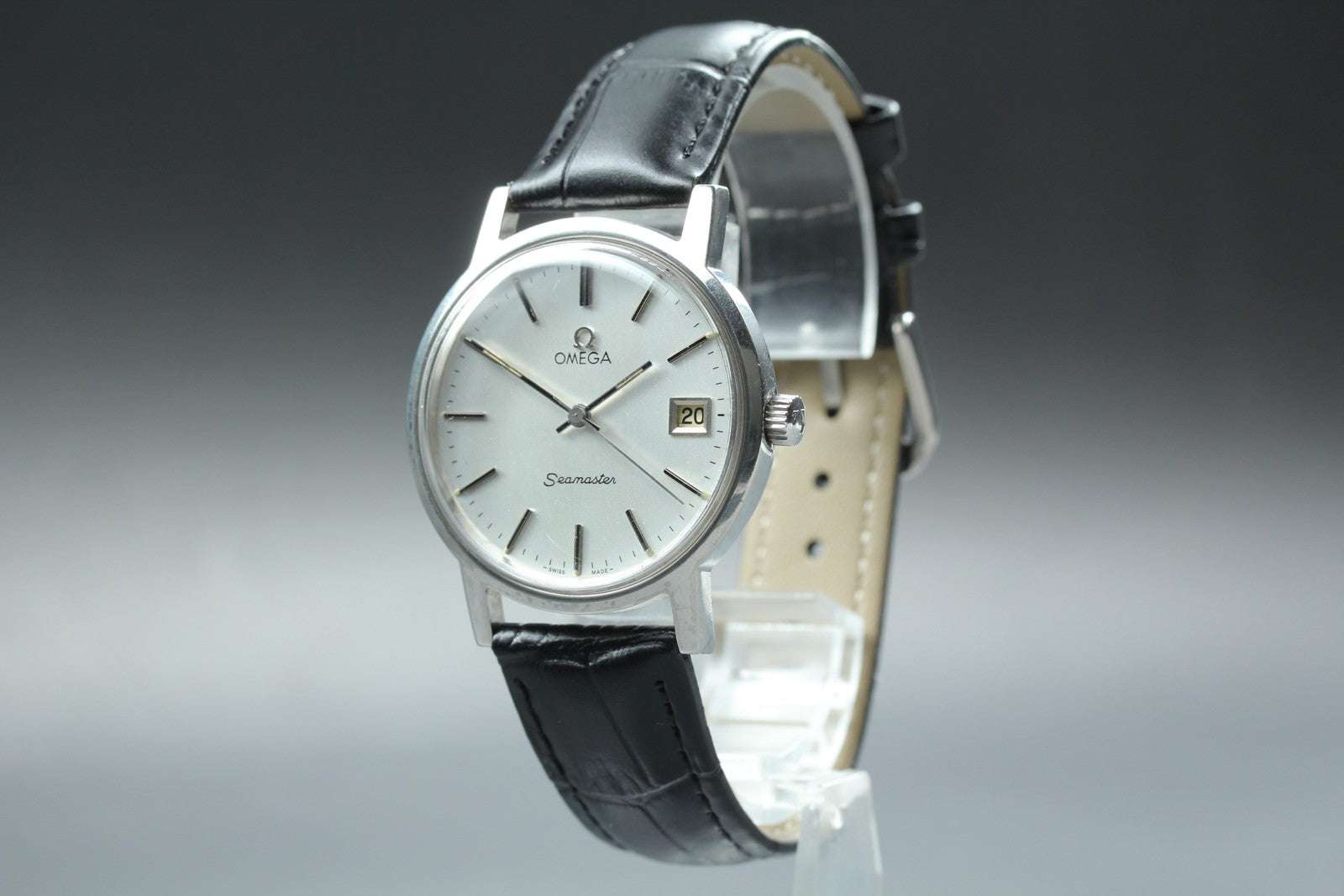 1981 Near MINT OMEGA Seamaster 35mm 136.0099 Manual Silver Dial Men's Vintage