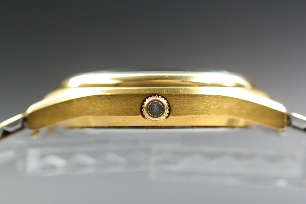 1977 Near MINT OMEGA Seamaster 35mm 196.0116 Quartz Gold Dial Men's Vintage