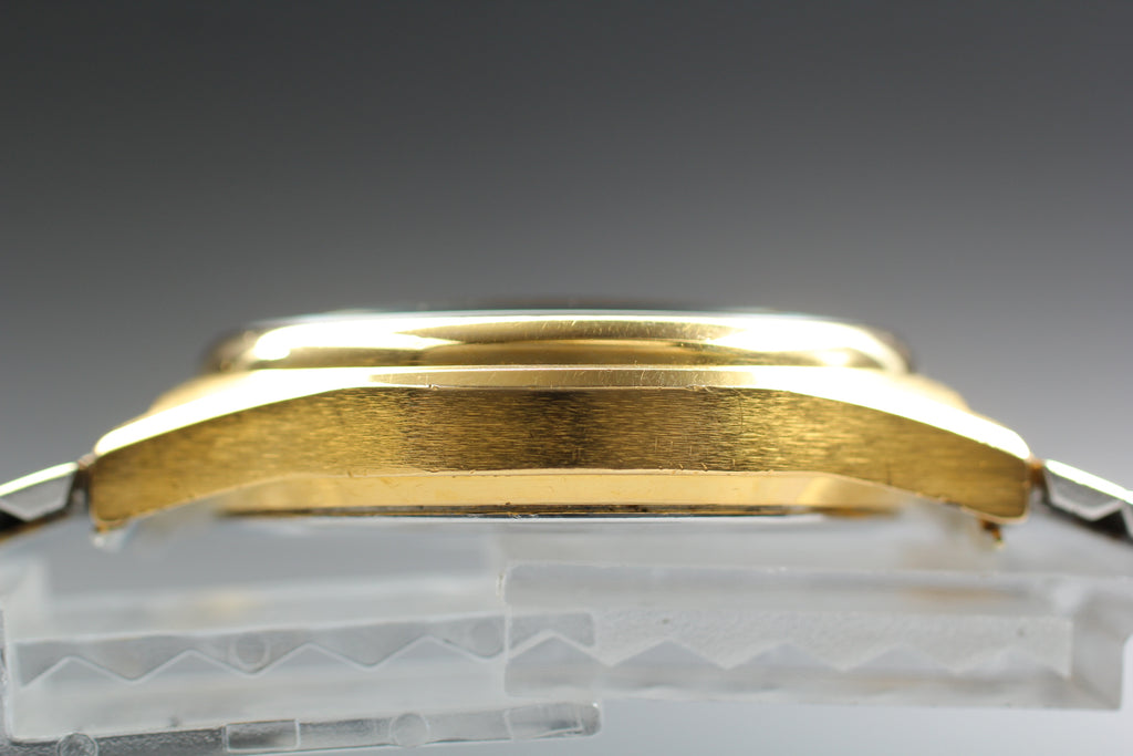 1977 Near MINT OMEGA Seamaster 35mm 196.0116 Quartz Gold Dial Men's Vintage