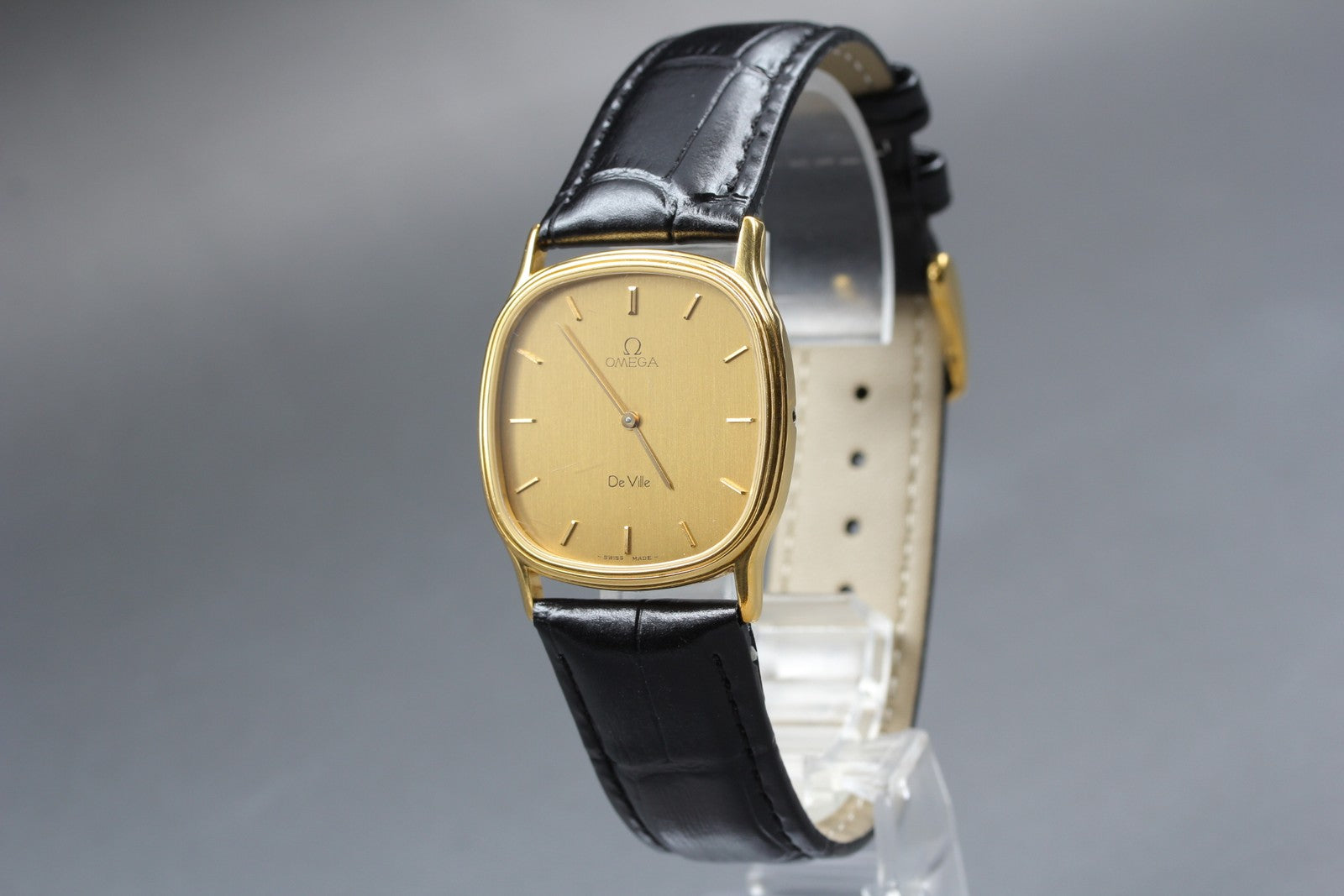 1982 OMEGA De Ville 30mm 191.0212 Quartz Gold Dial Men's Watch Vintage Exc+5