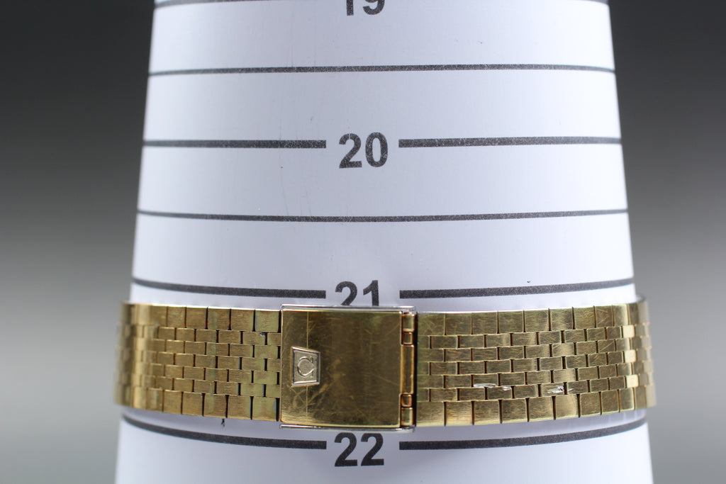 1977 Near MINT OMEGA Seamaster 35mm 196.0116 Quartz Gold Dial Men's Vintage