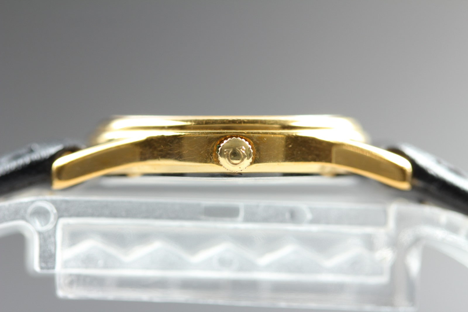 1984 OMEGA De Ville 21mm 591.0338 Quartz Gold Dial Women's Watch Vintage Exc+5