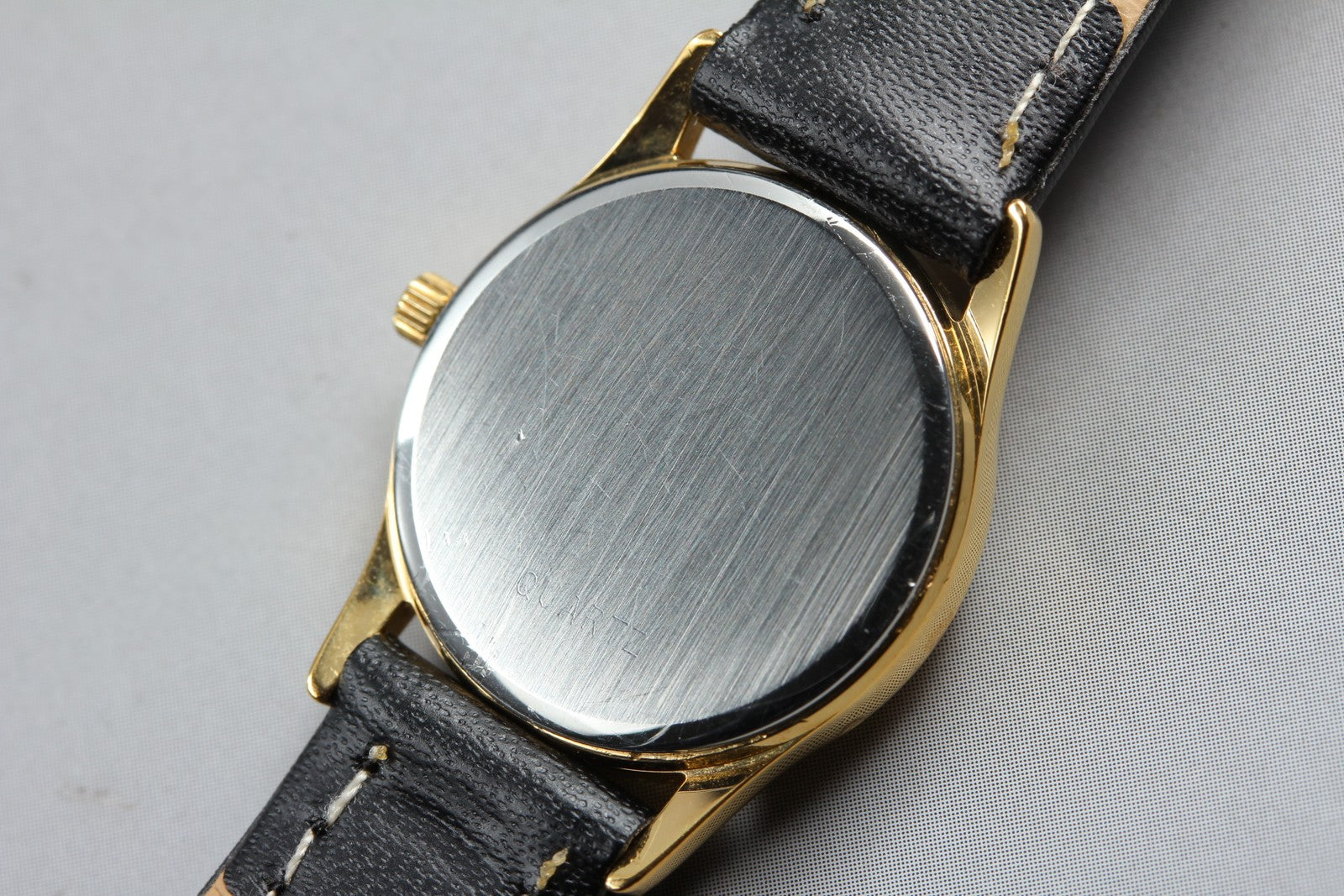 1984 OMEGA De Ville 21mm 591.0338 Quartz Gold Dial Women's Watch Vintage Exc+5