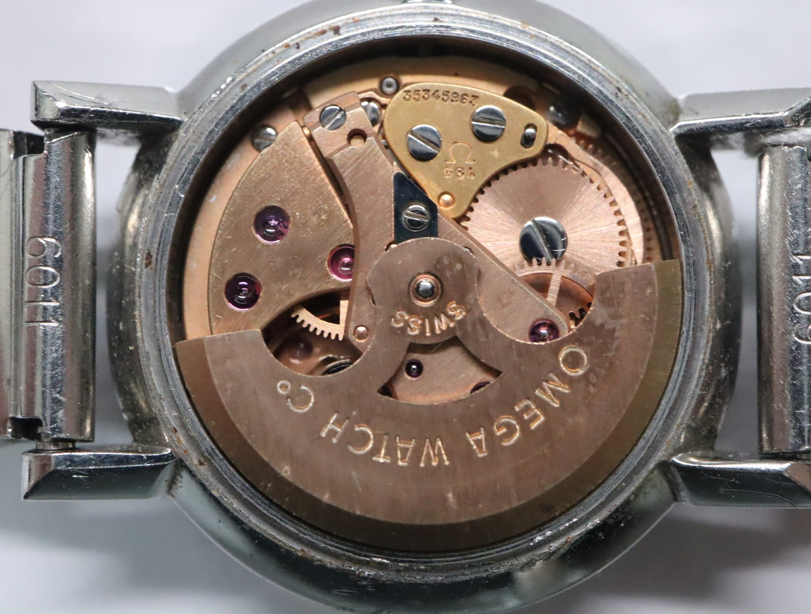 1972 Near MINT OMEGA Geneve 23mm 562.018 Automatic Silver Dial Women's Vintage