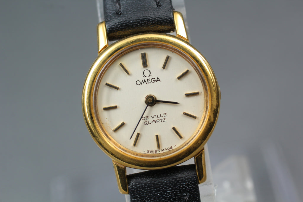 1979 Near MINT OMEGA De Ville 20mm 591.0011 Quartz Silver Dial Women's Vintage