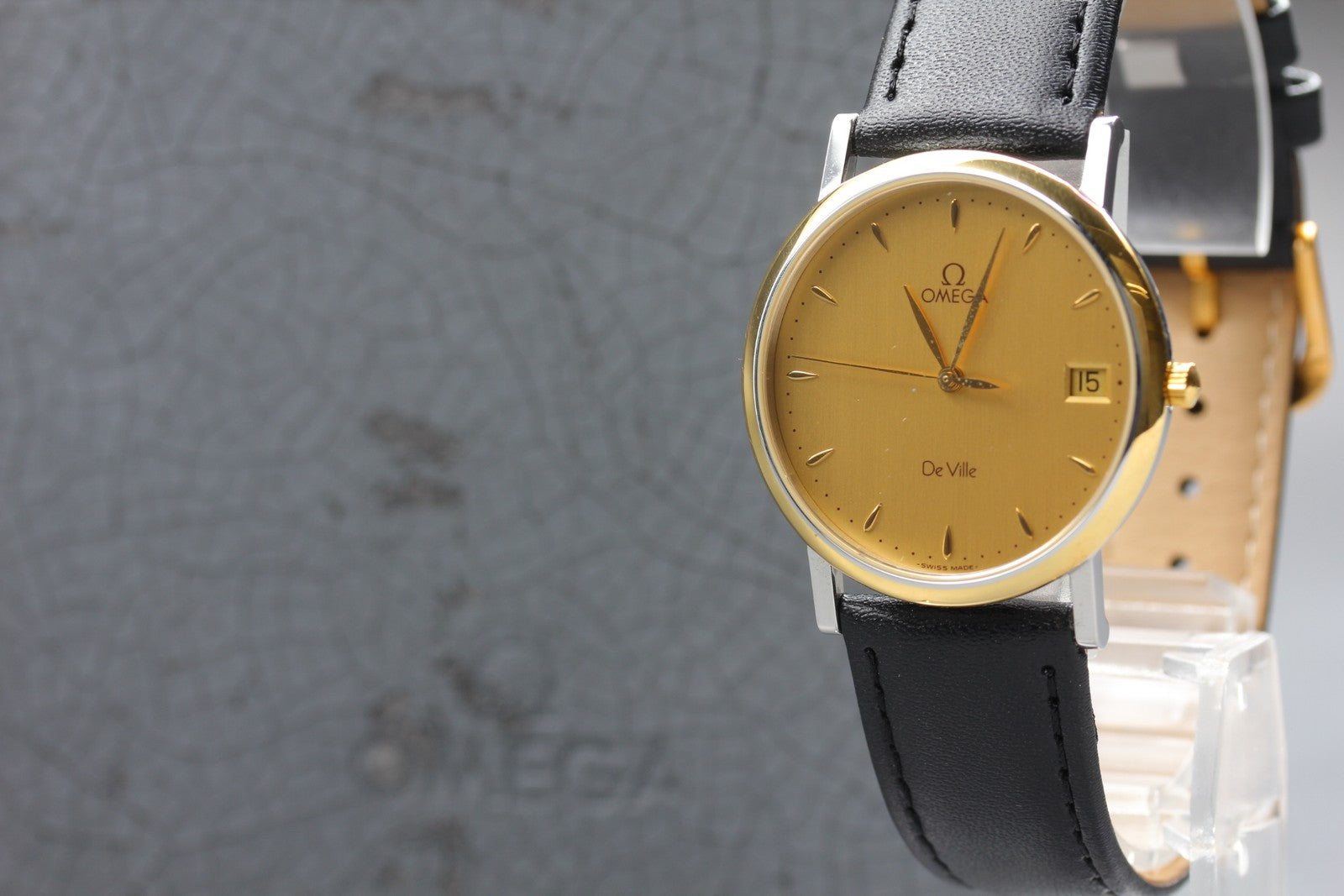 1993 Near MINT/Box, Paper OMEGA De Ville 32mm 196.2432 Quartz Gold Men's Vintage