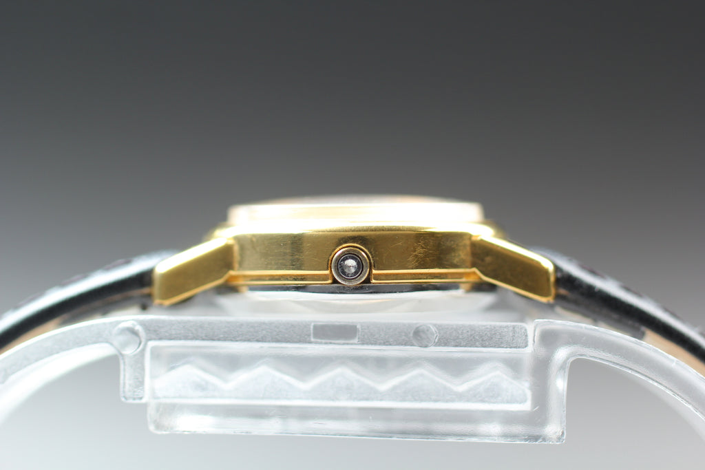1979 Near MINT OMEGA De Ville 20mm 591.0011 Quartz Silver Dial Women's Vintage