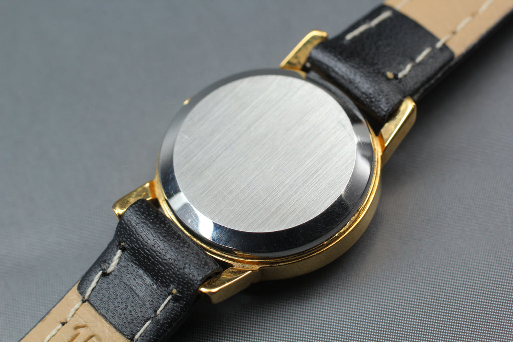 1979 Near MINT OMEGA De Ville 20mm 591.0011 Quartz Silver Dial Women's Vintage