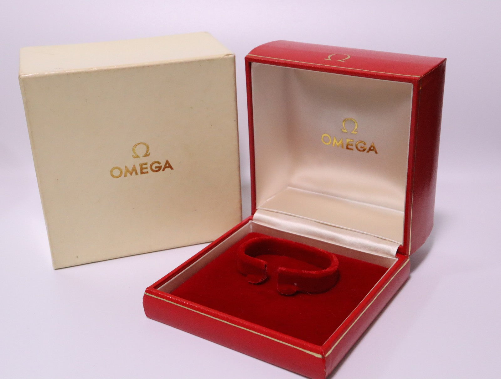 Near MINT OMEGA Vintage Red Watch Box Genuine Case Only From JAPAN #2376