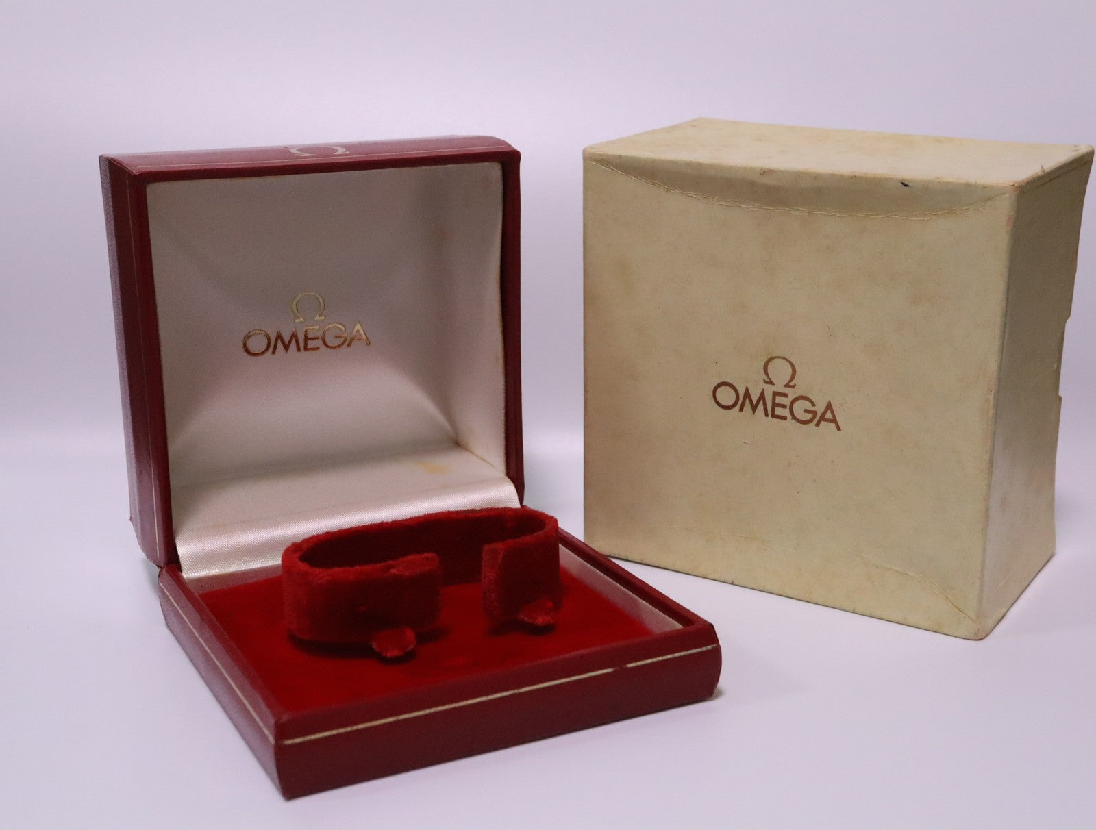 Near MINT OMEGA Vintage Red Watch Box Genuine Case Only From JAPAN #2375