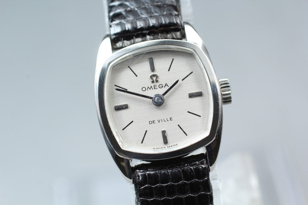 1969 Near MINT OMEGA De ville 18mm 511.340 Manual Silver Dial Women's Vintage
