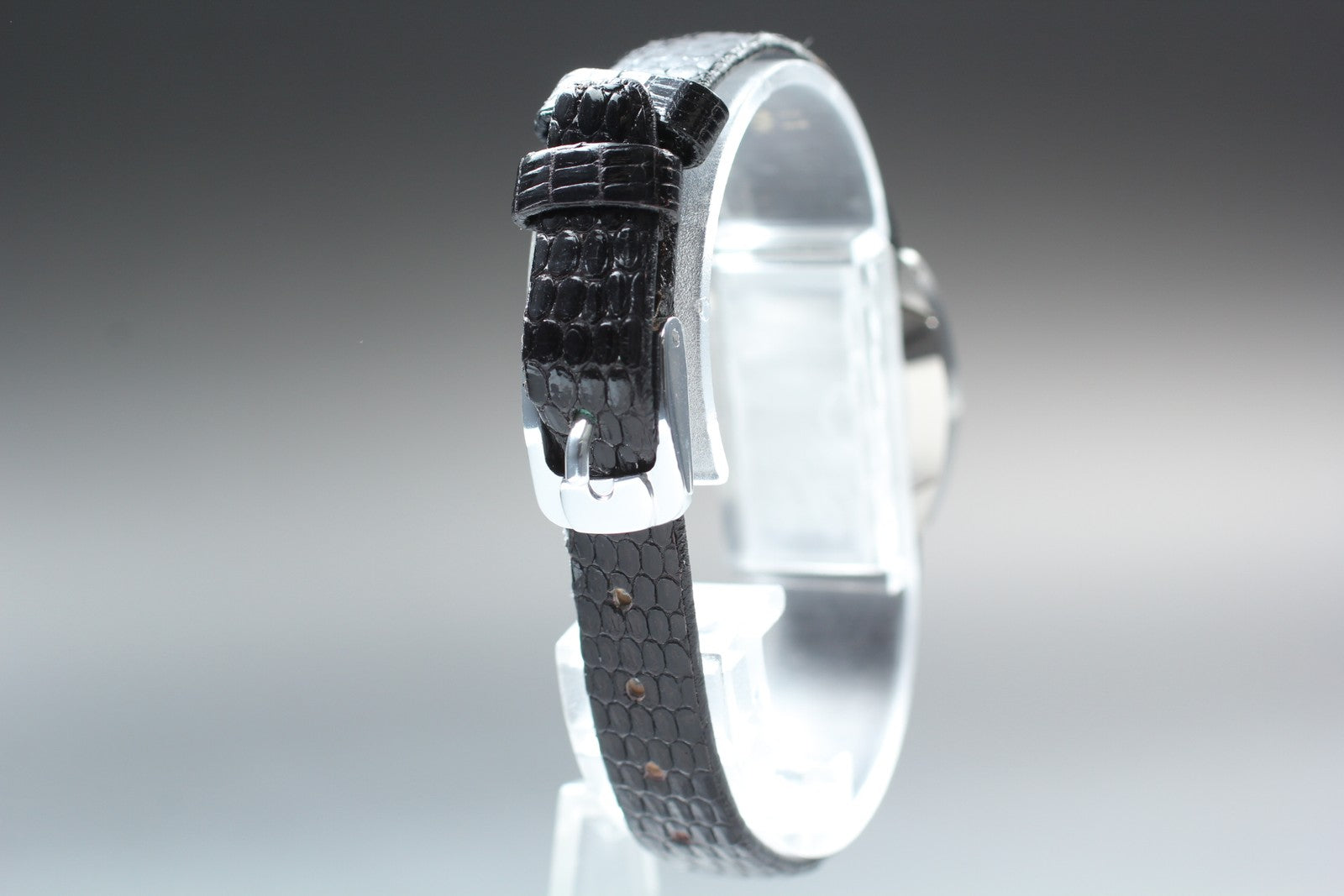 1969 Near MINT OMEGA De ville 18mm 511.340 Manual Silver Dial Women's Vintage