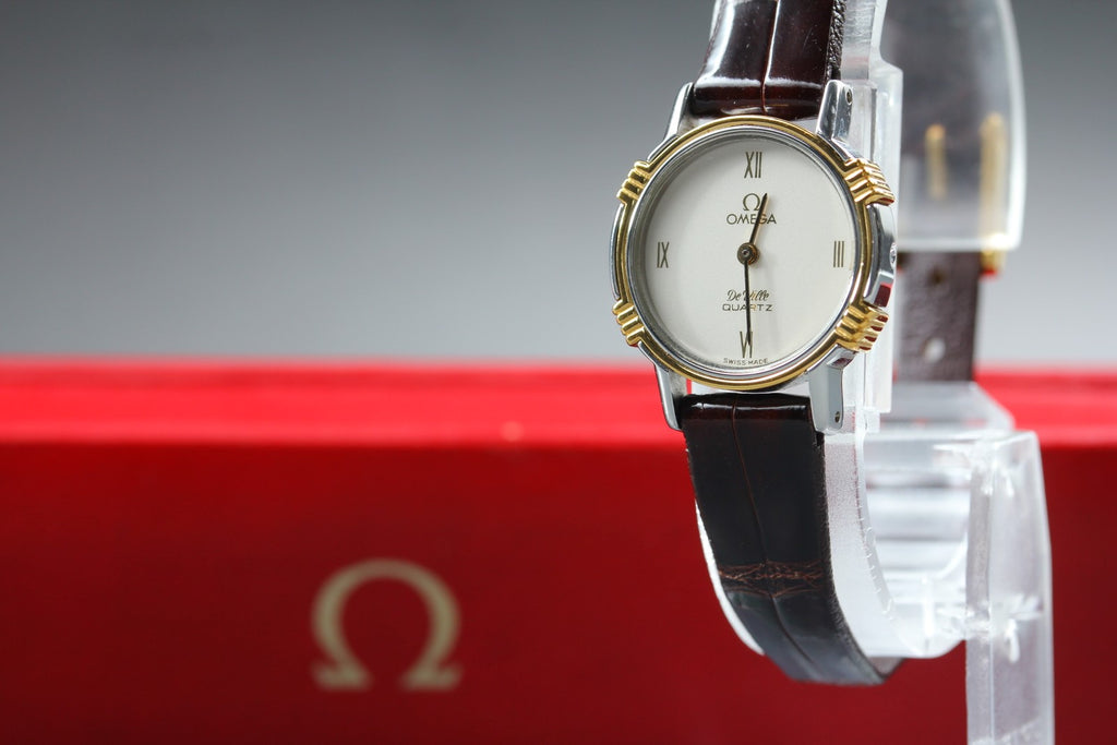 Full Set 1981 Near MINT OMEGA De Ville 22mm 591.0211 Quartz Roman Women Vintage