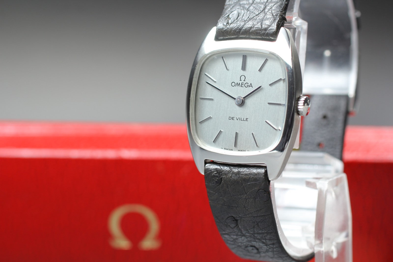 NOS/Box 1977 OMEGA De Ville 25mm 511.0531 Manual Silver Dial Women's Vintage