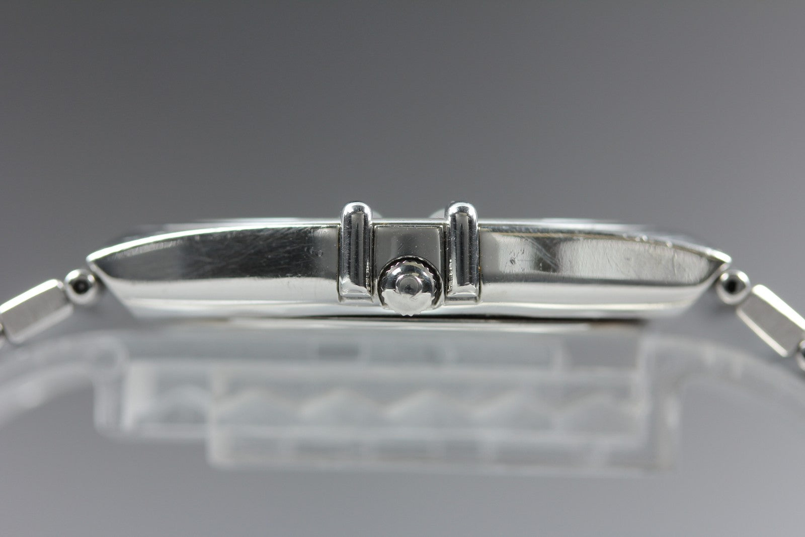 1987 Near MINT OMEGA Constellation 32mm 396.1070 Quartz Silver Men's Vintage