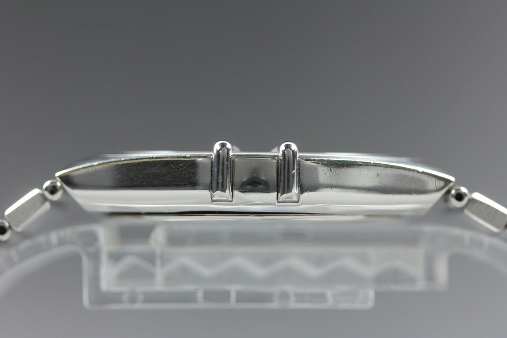 1987 Near MINT OMEGA Constellation 32mm 396.1070 Quartz Silver Men's Vintage