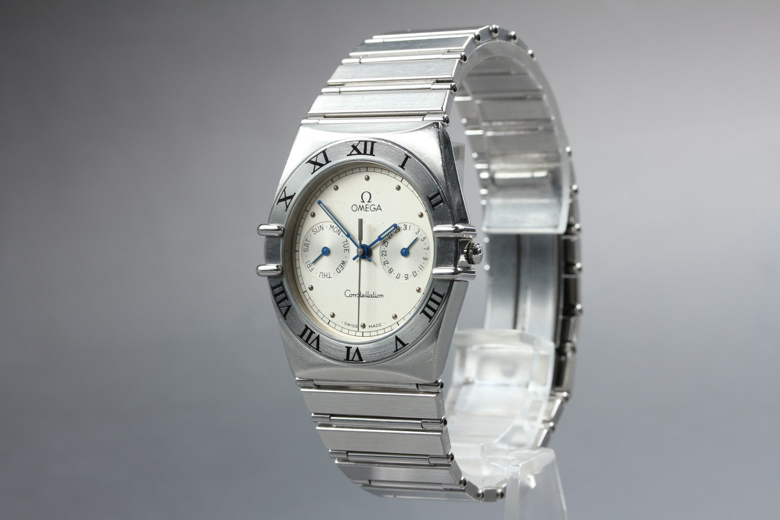 1987 Near MINT OMEGA Constellation 32mm 396.1070 Quartz Silver Men's Vintage