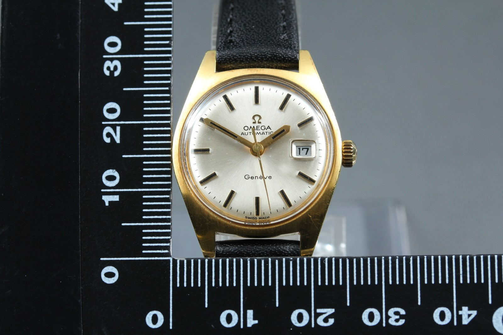 1969 Near MINT/Box, Paper OMEGA Geneve 24mm 566.012 Automatic Women's Vintage