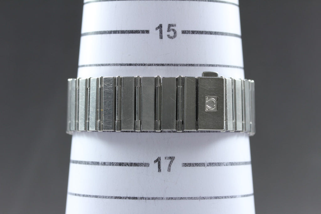 1987 Near MINT OMEGA Constellation 32mm 396.1070 Quartz Silver Men's Vintage