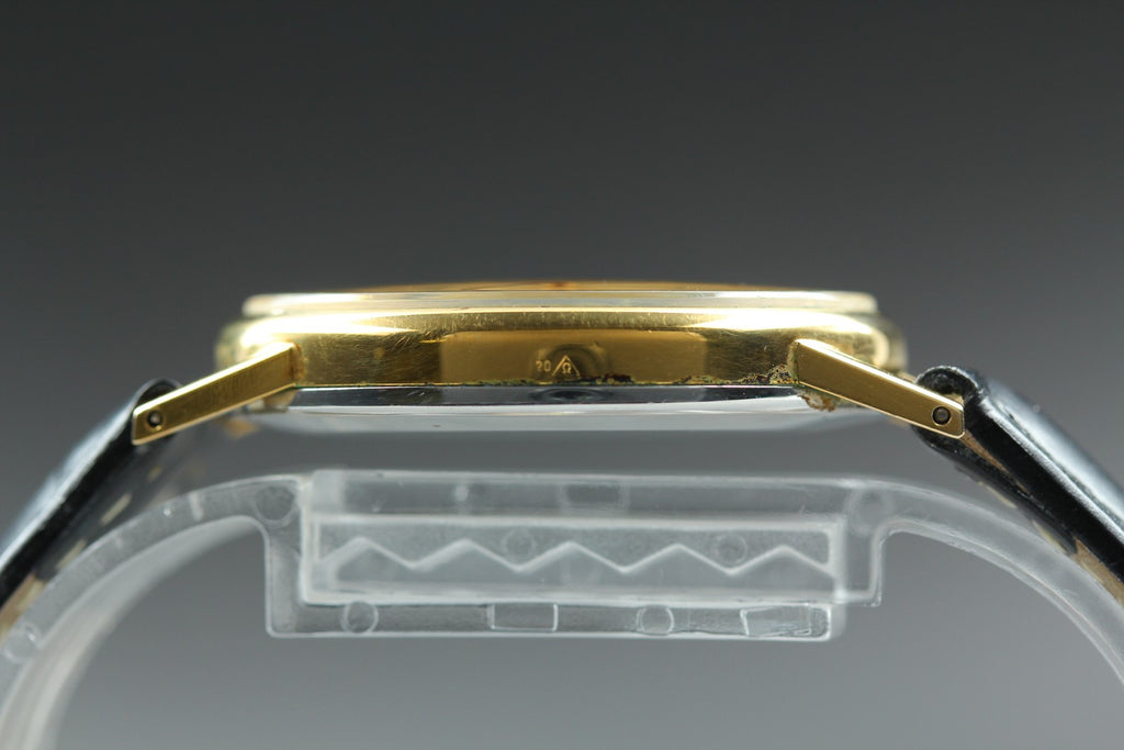 1974 Near MINT OMEGA Geneve 27mm 511.416 Manual Winding Gold Dial Unisex Vintage