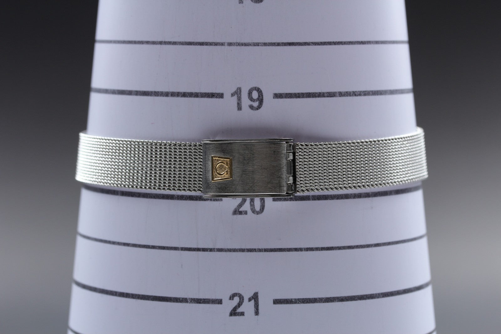1978 Near MINT OMEGA Constellation 25mm 591.0006 Quartz Silver Women's Vintage