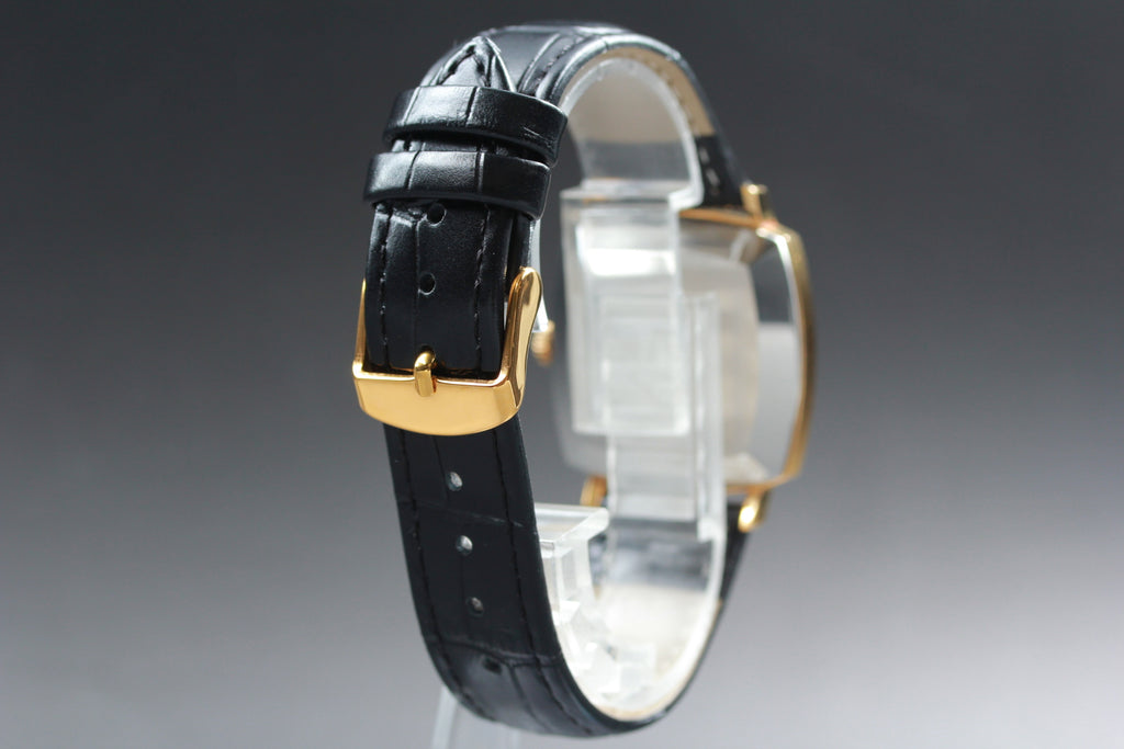 1971 Near MINT OMEGA Geneve 31mm 162.0010 Automatic Gold Dial Men's Vintage