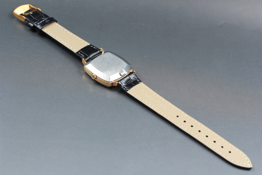 1971 Near MINT OMEGA Geneve 31mm 162.0010 Automatic Gold Dial Men's Vintage