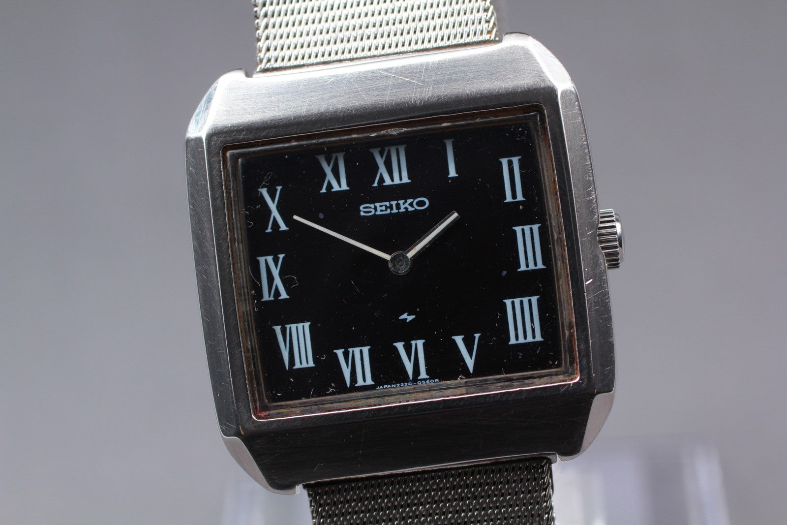 1973 SEIKO Chariot 2220-3170 30mm Manual Black Roman Dial Men's Vintage Exc+5